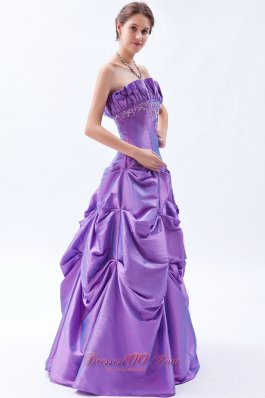 A-line / Princess Prom Dress Taffeta Embroidery Ruffles