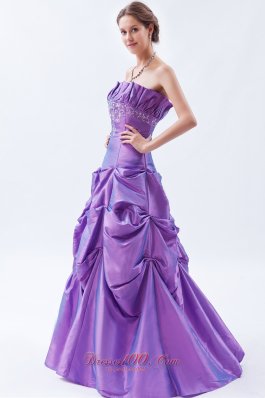 A-line / Princess Prom Dress Taffeta Embroidery Ruffles