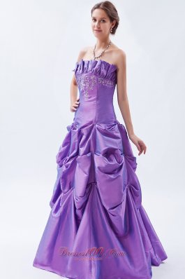 A-line / Princess Prom Dress Taffeta Embroidery Ruffles