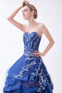 Prom Dress Navy Blue Design Appliques