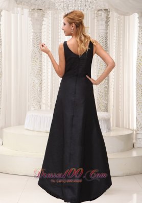 Inexpensive V-neck Black Bridesmaid Dress Designer