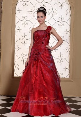 Sassy Wine Red One Shoulder Prom Dress Flowers
