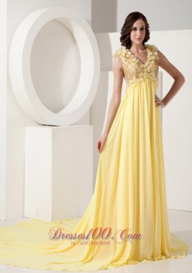 Light Yellow Evening Dress V-neck Flowers Court