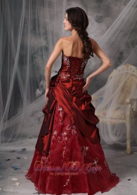 A-Line Burgundy Quinceanera Dress Appliques