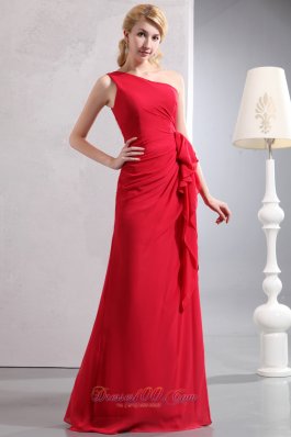 Sheath Red One Shoulder Prom Gown with Ruffles