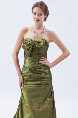 Bowknot Decorate Ruched A-line Taffeta Bridesmaid Dress