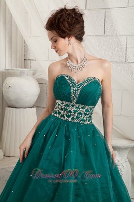 Bubbled Green Beads Decorate Organza Quinceanera dress