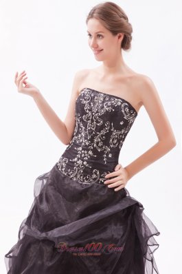 Pick-ups Organza Black Prom Dress Beading Designer