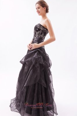 Pick-ups Organza Black Prom Dress Beading Designer