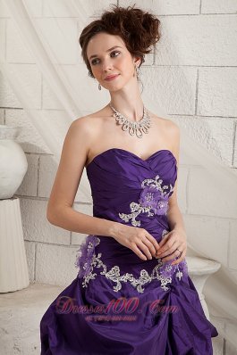 Brush Pick-ups Purple Prom Dress Layered Applique