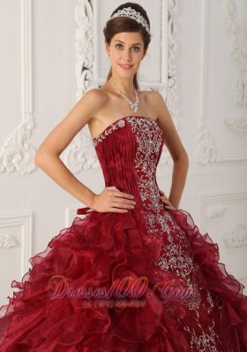 Wine Red Quinceanera Gowns Dresses Embroidery