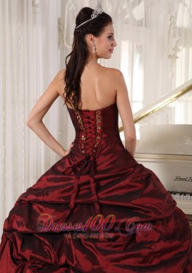 Sweetheart Wine Red and White Pick-ups Quinceanera Dress