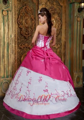 Rose Pink and White Quinceanera Dress Ball Gown Lace up Back