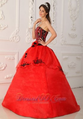 Strapless Black and Red A-line Embroidery Quinceanera Dress Boning