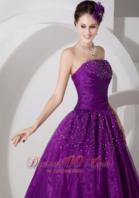 Dank Magenta A-line Strapless Quinceanera Dress