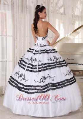 Black and White Embroidery Ball Gown Quinceanera Dress