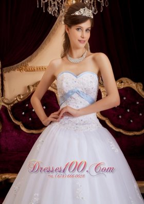 Elegant Sweetheart White Ball Gown Quinceanera