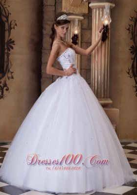 Romantic White Strapless A-line Beading Quinceanera Dress