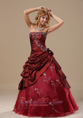 Strapless Embroidery Wine Red Sweet 16 Dress Embroidery