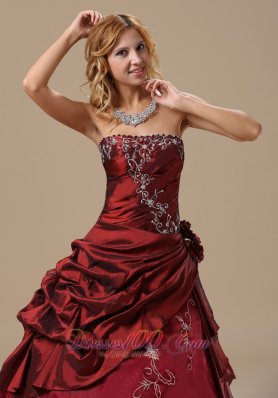 Strapless Embroidery Wine Red Sweet 16 Dress Embroidery