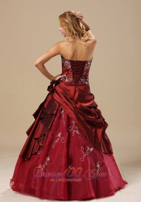 Strapless Embroidery Wine Red Sweet 16 Dress Embroidery