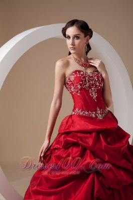 Wine Red A-line Quinceanera Dress Sweetheart Taffeta Appliques