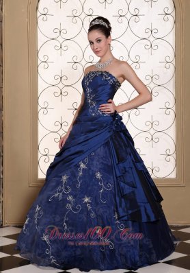 Blue Quinceanera Dress Embroidery Strapless