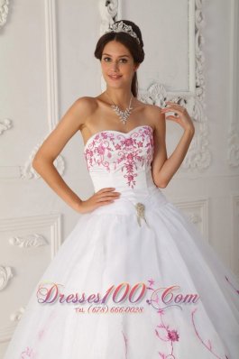 White Quinceanera Dress Strapless Satin Organza Embroidery