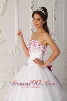 White Quinceanera Dress Strapless Satin Organza Embroidery