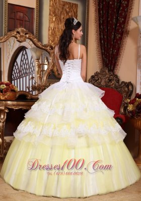 Light Yellow Organza Lace Appliques Quinceanera Dress