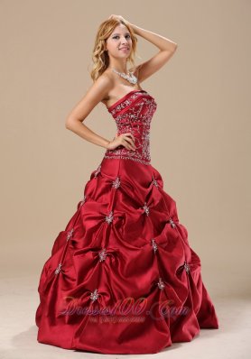 Red Pick-ups appliques prom quinceanera Dress