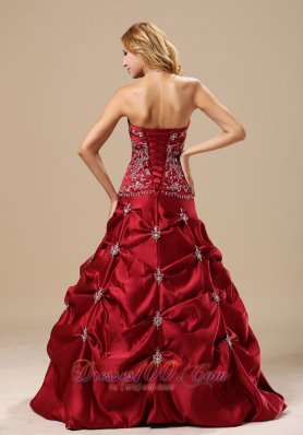 Red Pick-ups appliques prom quinceanera Dress