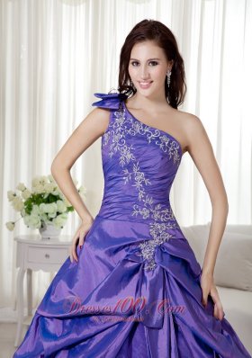 Taffeta Purple One Shoulder Appliques Quince Dresses