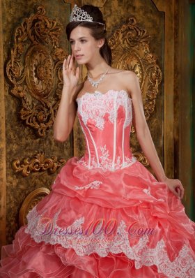 Waltermelon Sweet sixteen Dresses Strapless Organza Appliques Ruffles