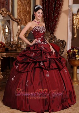 Appliques Wine Red Dresses for 15 Sweetheart Taffeta