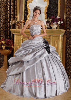 Appliques and Handmade Flowers Gray Taffeta Quinceanera Dress