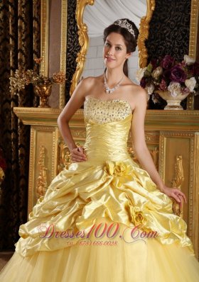 Modest Yellow Taffeta and Tulle Beading Dresses Quinceanera