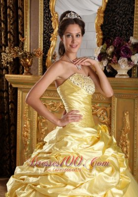 Modest Yellow Taffeta and Tulle Beading Dresses Quinceanera