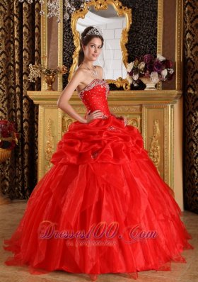 Cheap Red Dresses Of 15 Organza Appliques with Beading