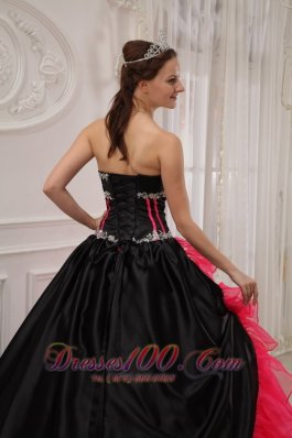 Red and Black Sweetheart Satin and Organza Quinceanera Dress