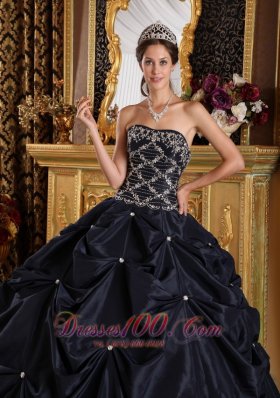 Plus Size Beading Taffeta Black Quinceanera Dress