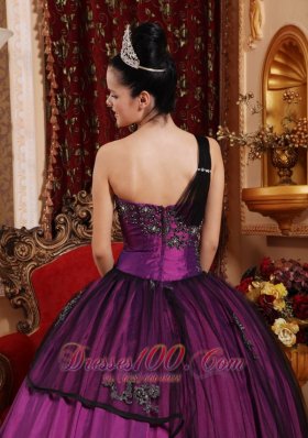 Purple One Shoulder Quinceanera Dress Beading and Appliques