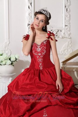 Straps Wine Red Quinceanera Dress Taffeta Embroidery