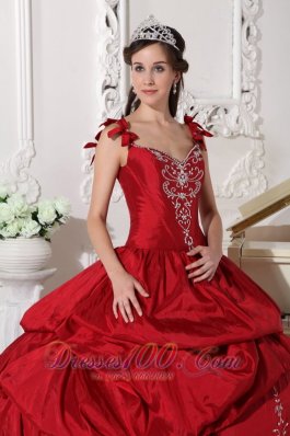 Straps Wine Red Quinceanera Dress Taffeta Embroidery