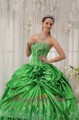 Taffeta Beading and Applique Green Quinceanera Dress Plus Size