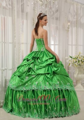 Taffeta Beading and Applique Green Quinceanera Dress Plus Size