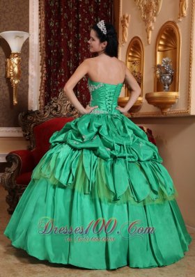 Quinceanera Dress With Spring Green Taffeta Appliques