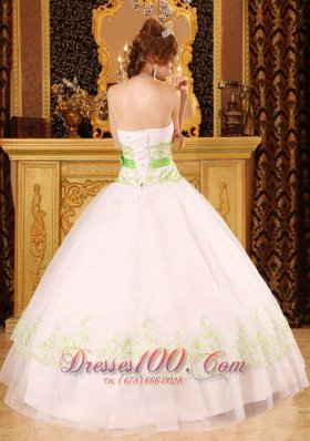 Organza Appliques White Quinceanera Dress On Sale