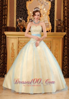 A-line Beading Satin and Organza ChampagneSweet 16 Dresses