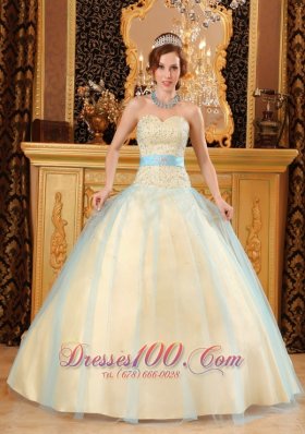 A-line Beading Satin and Organza ChampagneSweet 16 Dresses